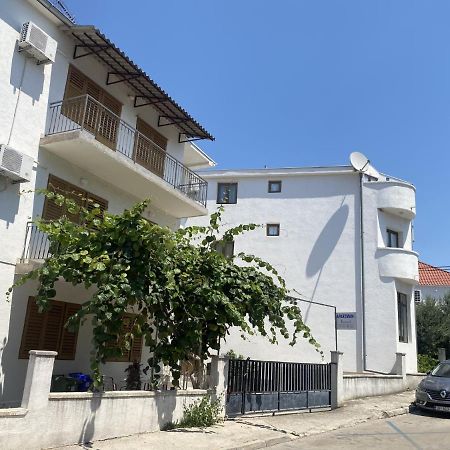 Apartments Gabrijela Biograd Na Moru Extérieur photo
