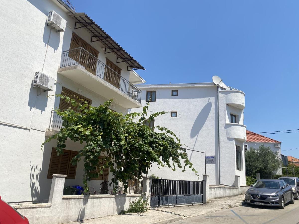 Apartments Gabrijela Biograd Na Moru Extérieur photo